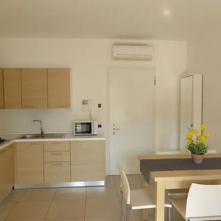 Laguna Park Piazza Brescia דירה *