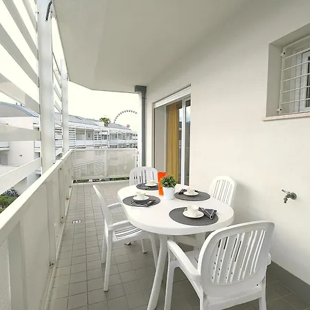 Laguna Park Piazza Brescia Apartament