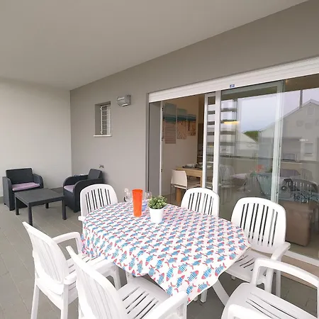 Laguna Park Piazza Brescia Apartament